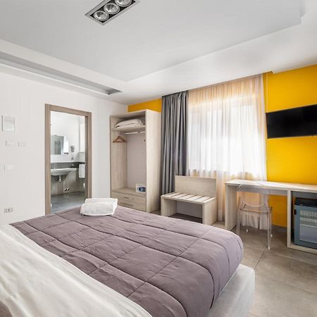 Orange Suites - De Vivo Realty Соренто Екстериор снимка