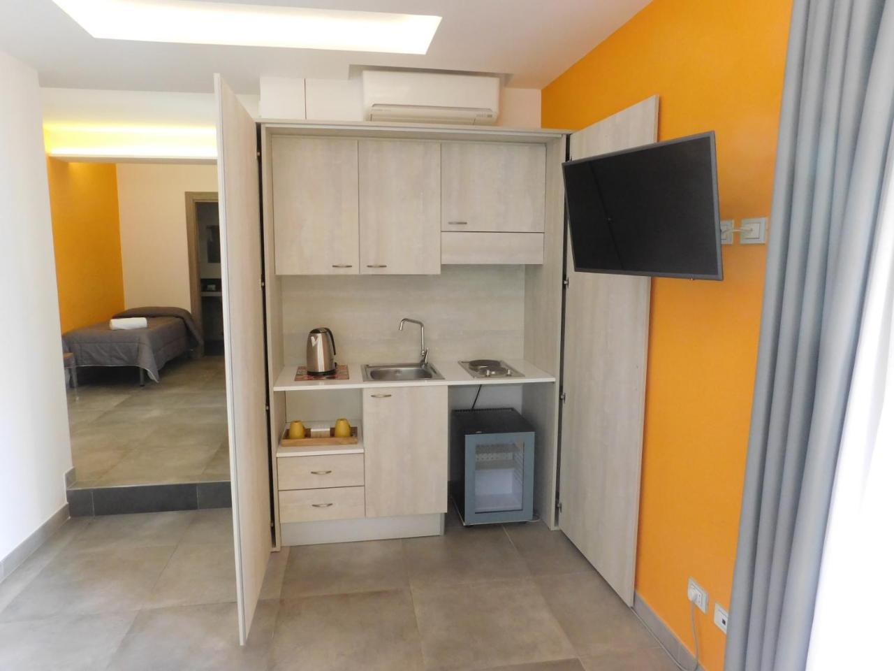 Orange Suites - De Vivo Realty Соренто Екстериор снимка